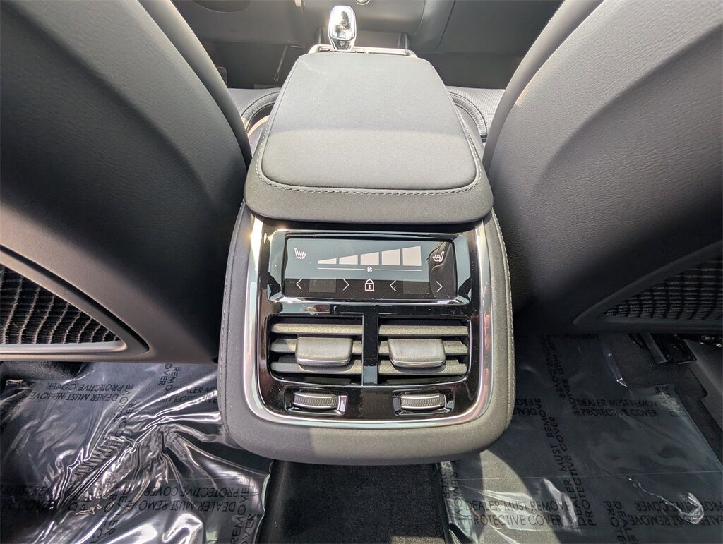 2025 Volvo XC90 B6 Ultra Hunt Valley MD