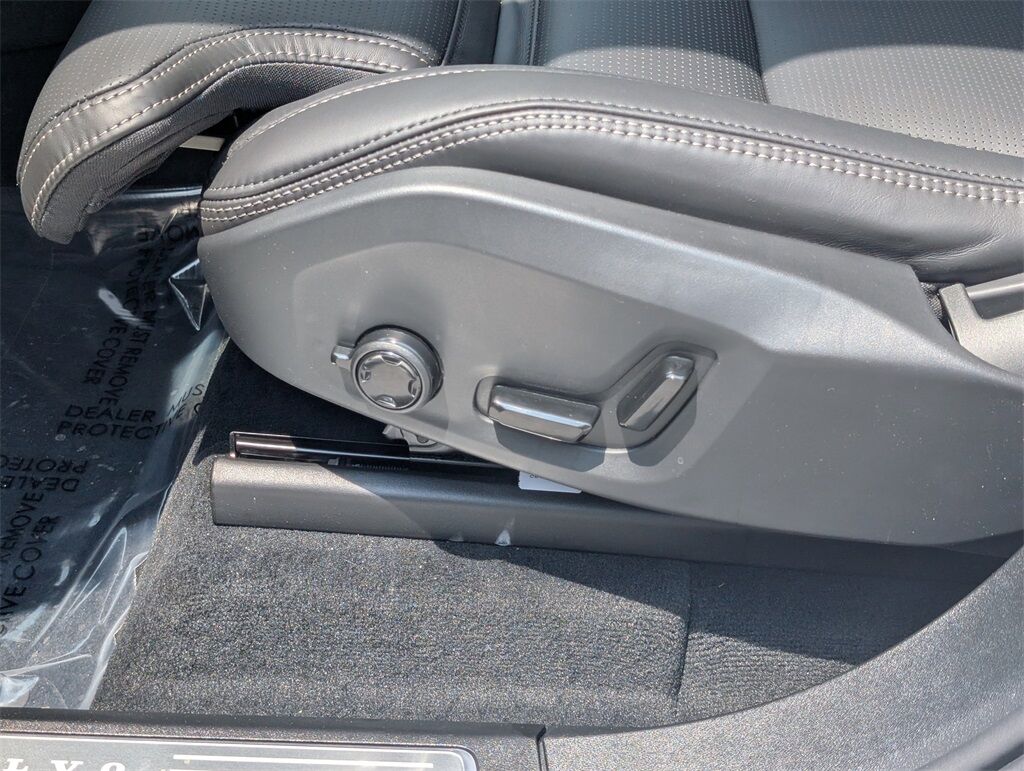 2025 Volvo XC90 B6 Ultra Hunt Valley MD