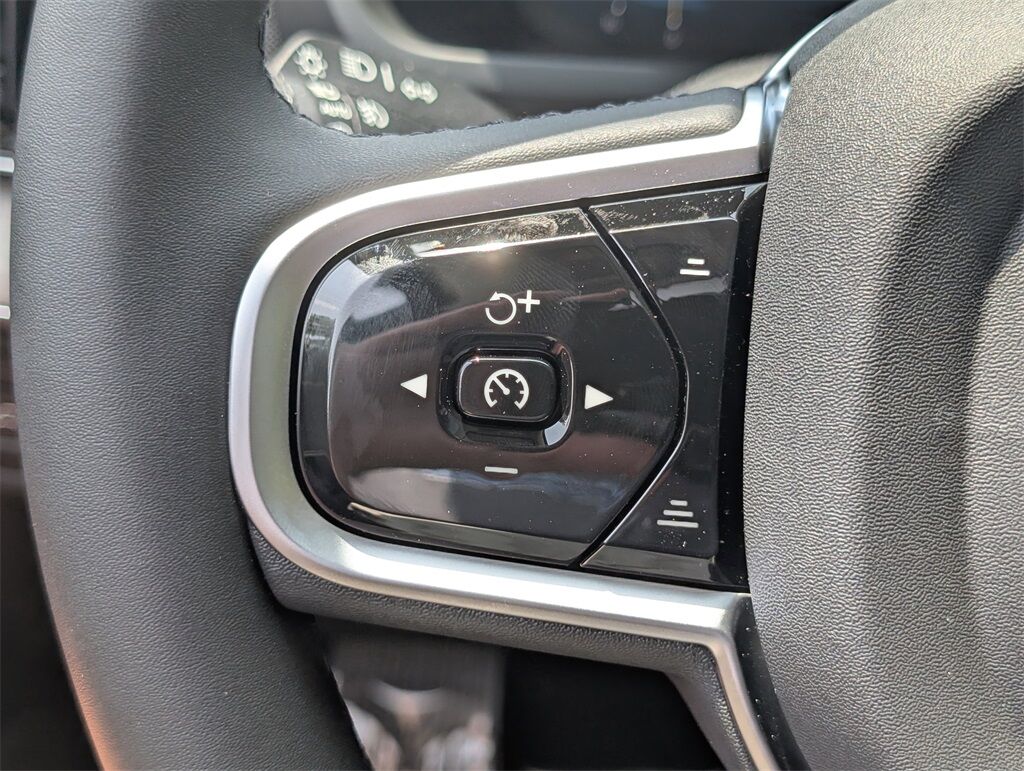 2025 Volvo XC90 B6 Ultra Hunt Valley MD