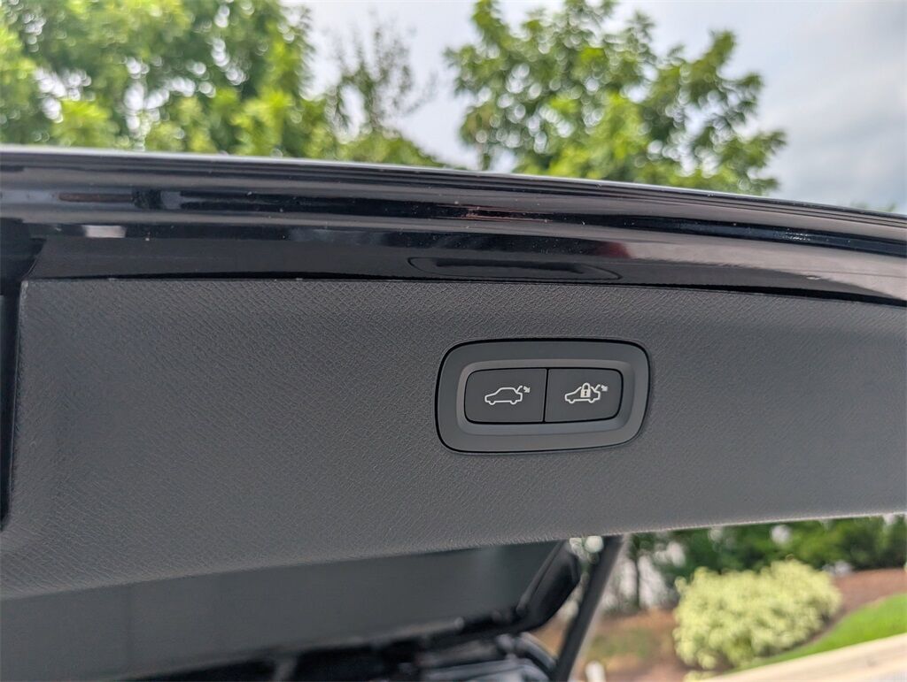 2025 Volvo XC90 B6 Ultra Hunt Valley MD