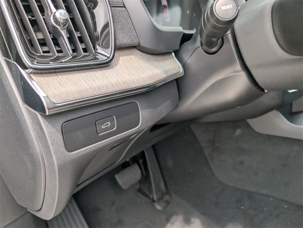2025 Volvo XC90 B6 Ultra Hunt Valley MD