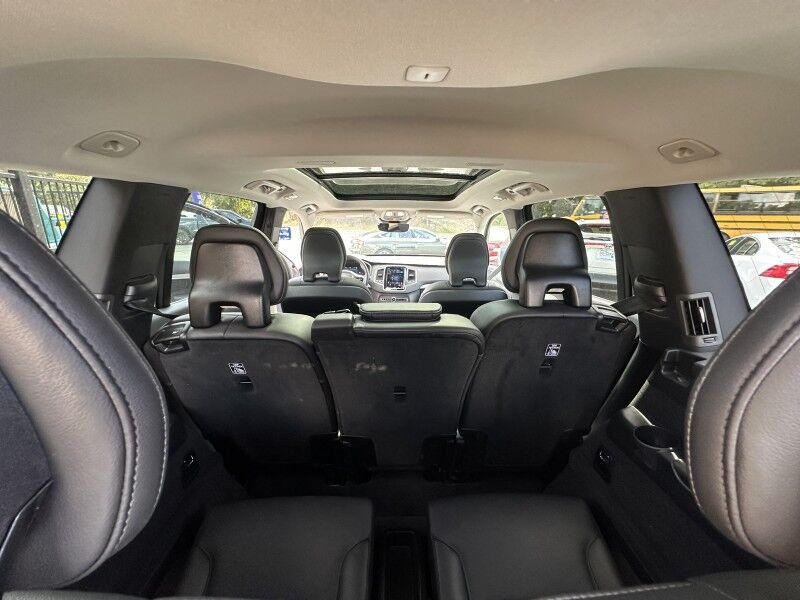 2025 Volvo XC90 Core Webster MA