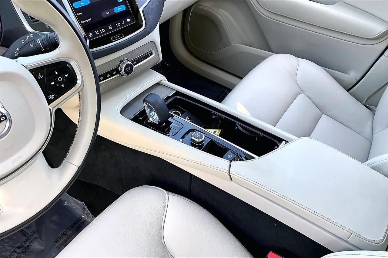 2025 Volvo XC90 Plug-In Hybrid Core Folsom CA