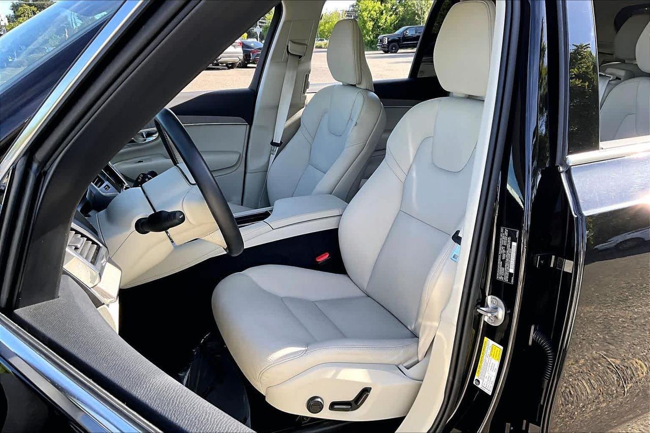 2025 Volvo XC90 Plug-In Hybrid Core Folsom CA
