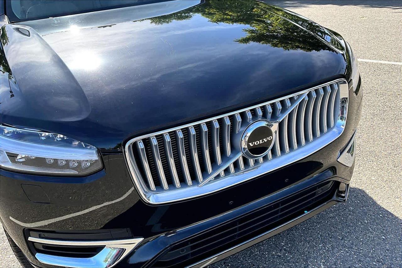 2025 Volvo XC90 Plug-In Hybrid Core Folsom CA
