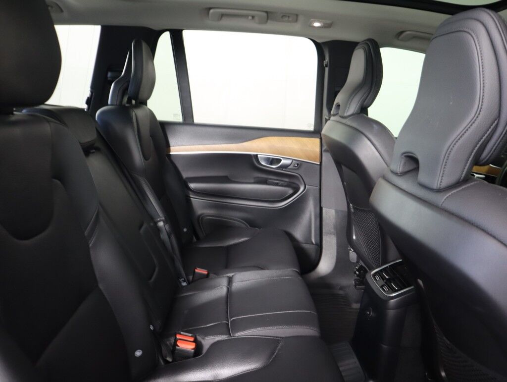 2025 Volvo XC90 Plug-In Hybrid T8 AWD Maumee OH