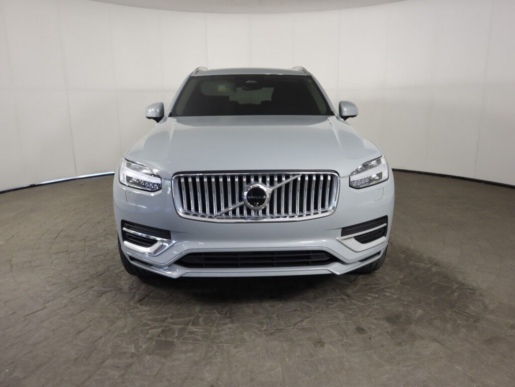 2025 Volvo XC90 Plug-In Hybrid T8 AWD Maumee OH