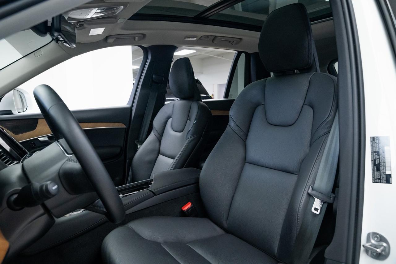 2025 Volvo XC90 Plug-In Hybrid T8 Plus 1-Owner Adaptive Cruise 7-Passenger Portland OR