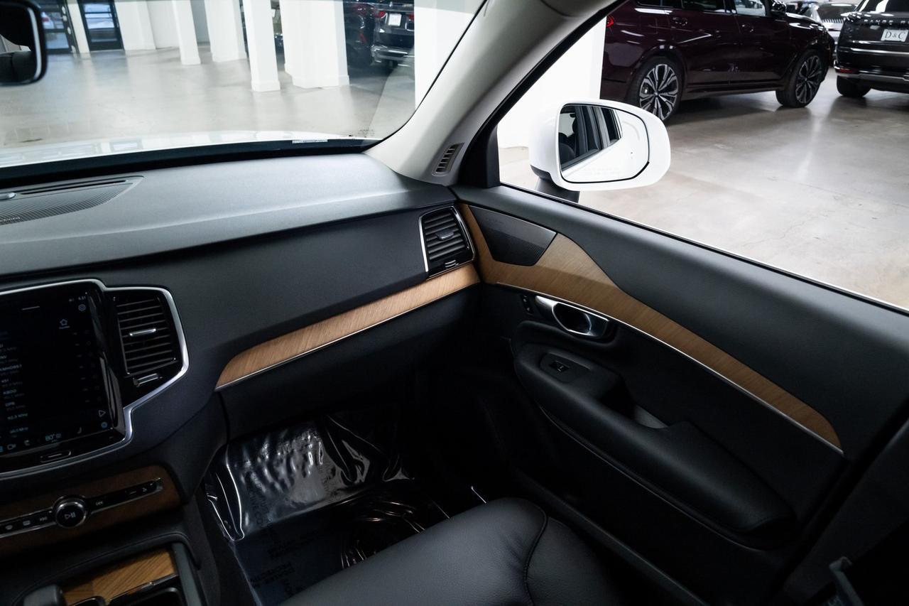 2025 Volvo XC90 Plug-In Hybrid T8 Plus 1-Owner Adaptive Cruise 7-Passenger Portland OR