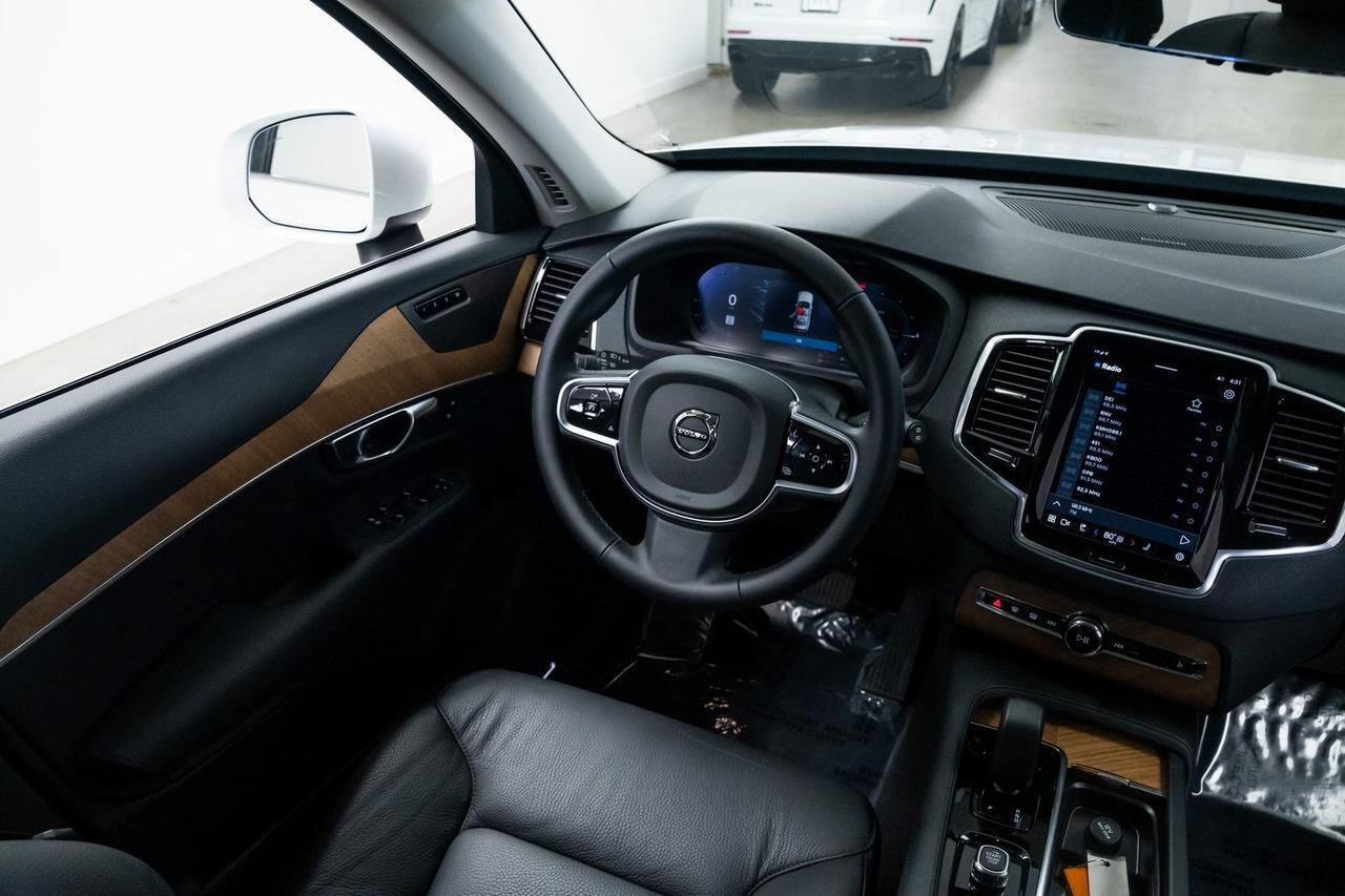 2025 Volvo XC90 Plug-In Hybrid T8 Plus 1-Owner Adaptive Cruise 7-Passenger Portland OR