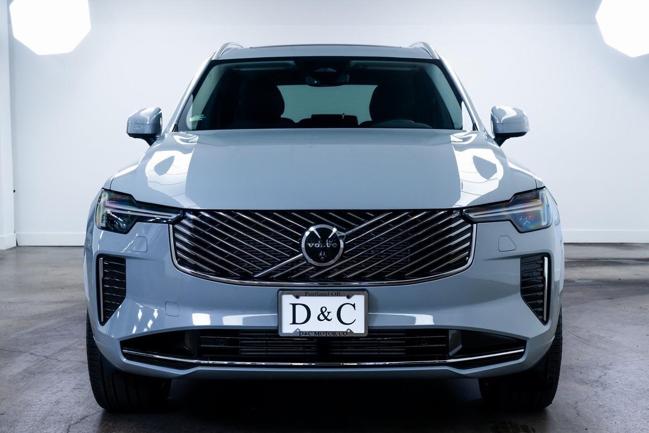 2025 Volvo XC90 Plug-In Hybrid T8 Plus 1 Owner Heated Seats Harman/Kardon Audio Portland OR