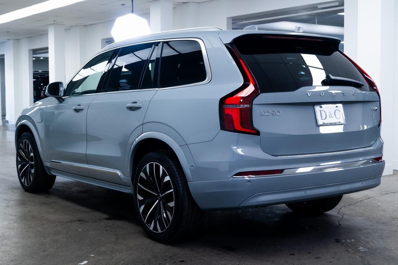 2025 Volvo XC90 Plug-In Hybrid T8 Plus 1 Owner Heated Seats Harman/Kardon Audio Portland OR