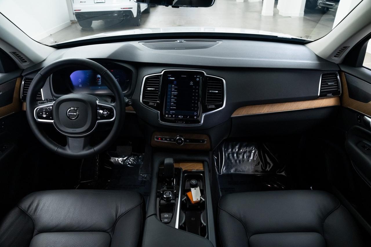 2025 Volvo XC90 Plug-In Hybrid T8 Plus 1 Owner Heated Seats Portland OR