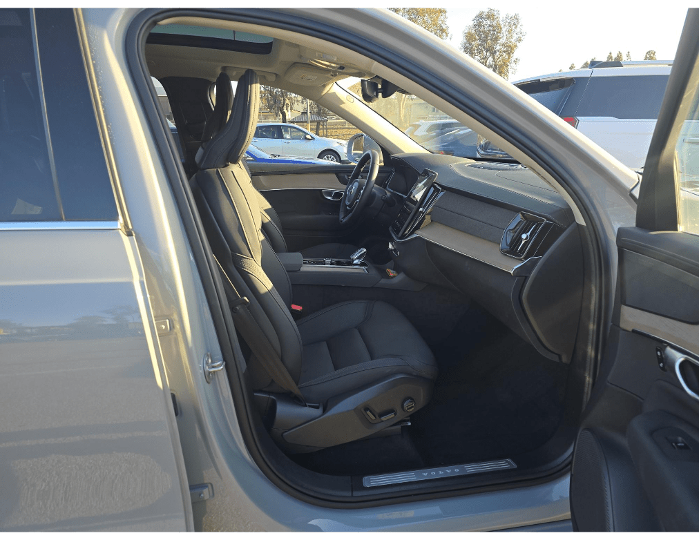 2025 Volvo XC90 Plug-In Hybrid T8 Plus 7 Passenger 2025.5 Harman Kardon Sound Adaptive Cr Portland OR