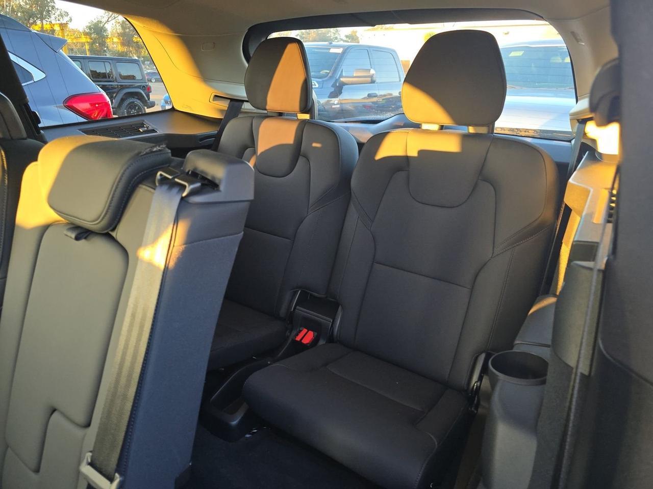 2025 Volvo XC90 Plug-In Hybrid T8 Plus 7 Passenger 2025.5 Harman Kardon Sound Adaptive Cr Portland OR