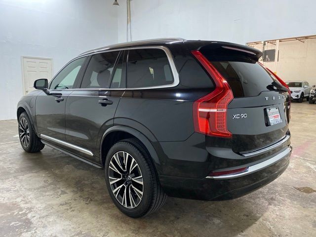 2025 Volvo XC90 Plug-In Hybrid T8 Plus 7 Passenger