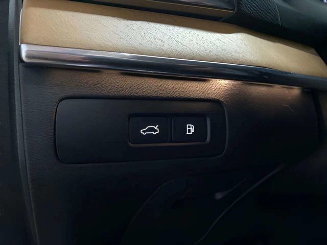 2025 Volvo XC90 Plug-In Hybrid T8 Plus 7 Passenger Dallas TX