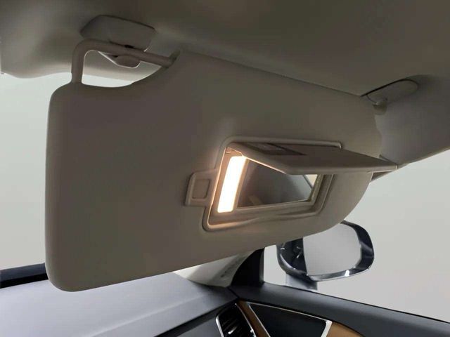 2025 Volvo XC90 Plug-In Hybrid T8 Plus 7 Passenger Dallas TX