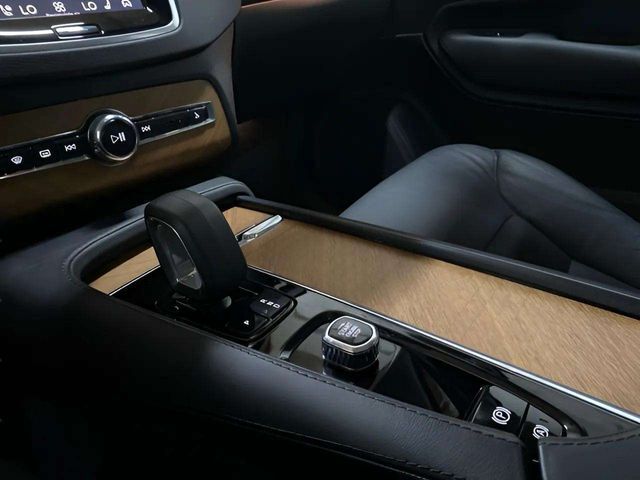 2025 Volvo XC90 Plug-In Hybrid T8 Plus 7 Passenger Dallas TX
