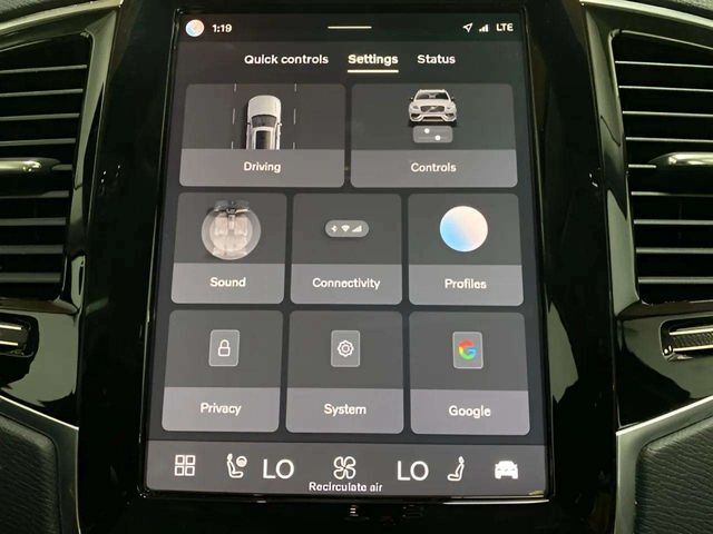 2025 Volvo XC90 Plug-In Hybrid T8 Plus 7 Passenger Dallas TX