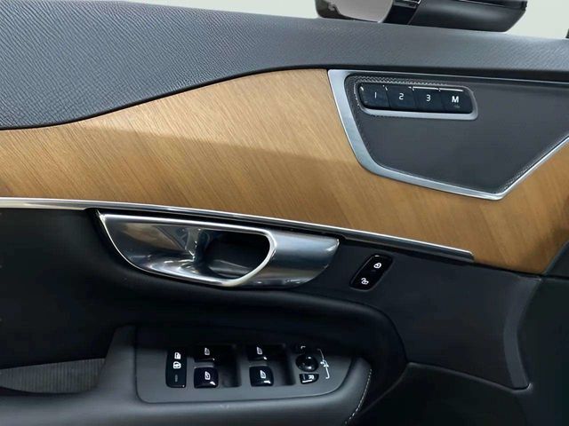 2025 Volvo XC90 Plug-In Hybrid T8 Plus 7 Passenger Dallas TX