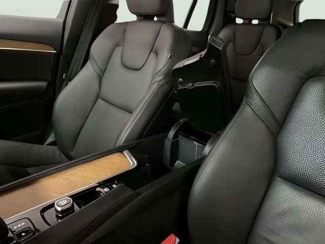 2025 Volvo XC90 Plug-In Hybrid T8 Plus 7 Passenger Dallas TX