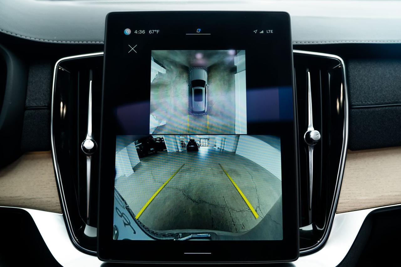 2025 Volvo XC90 Plug-In Hybrid T8 Plus 7 Passenger Harman Kardon Sound Adaptive Portland OR
