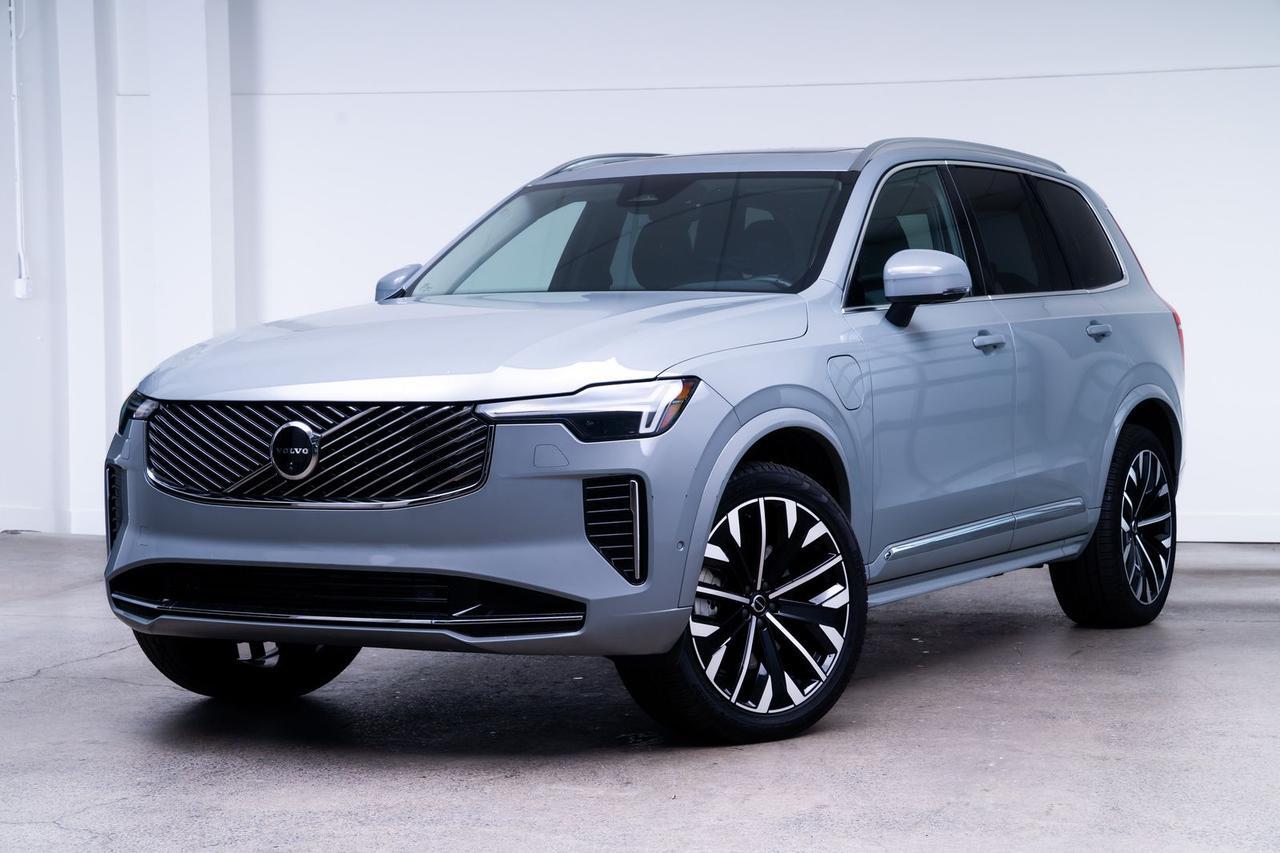 2025 Volvo XC90 Plug-In Hybrid T8 Plus 7 Passenger Harman Kardon Sound Adaptive Portland OR