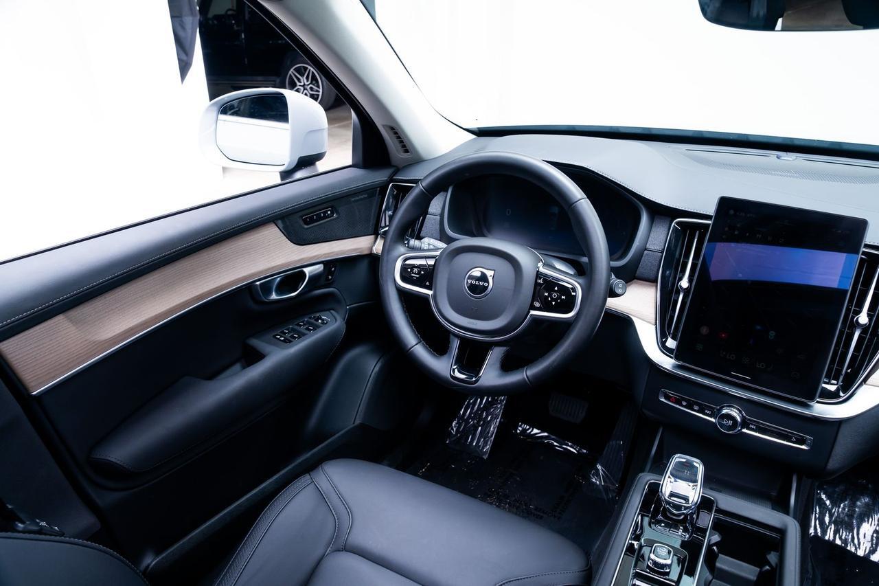2025 Volvo XC90 Plug-In Hybrid T8 Plus 7 Passenger Harman Kardon Sound Adaptive Portland OR