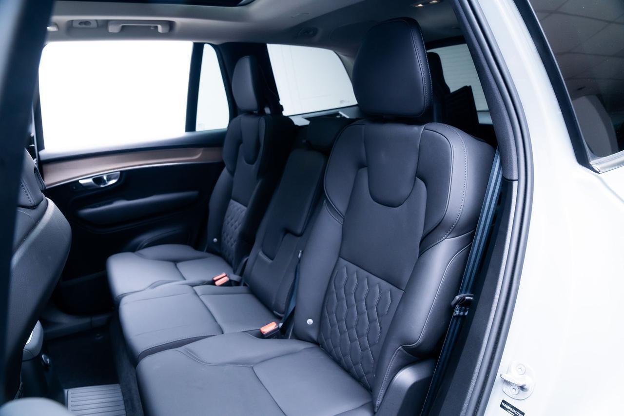 2025 Volvo XC90 Plug-In Hybrid T8 Plus 7 Passenger Harman Kardon Sound Adaptive Portland OR