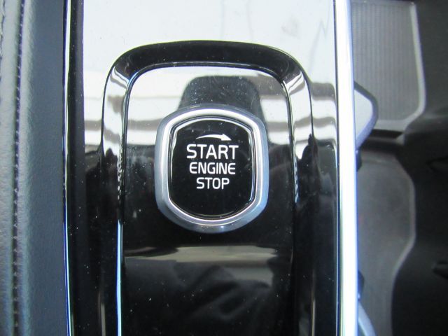 2025 Volvo XC90 Plug-In Hybrid T8 Plus 7-Seater Plano TX