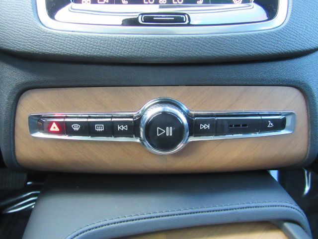 2025 Volvo XC90 Plug-In Hybrid T8 Plus 7-Seater Plano TX