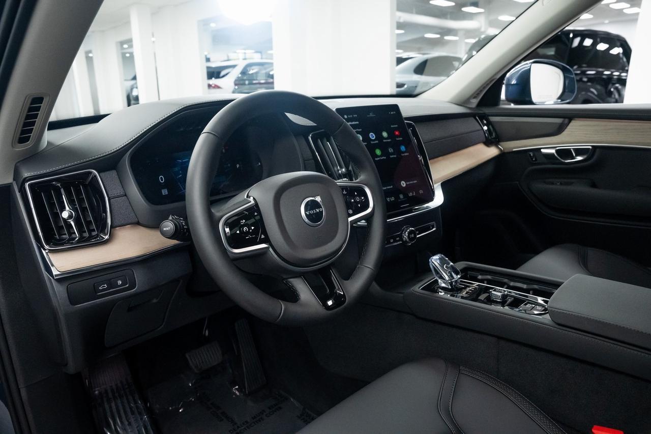 2025 Volvo XC90 Plug-In Hybrid T8 Plus Heated Seats Harman/Kardon Audio Portland OR