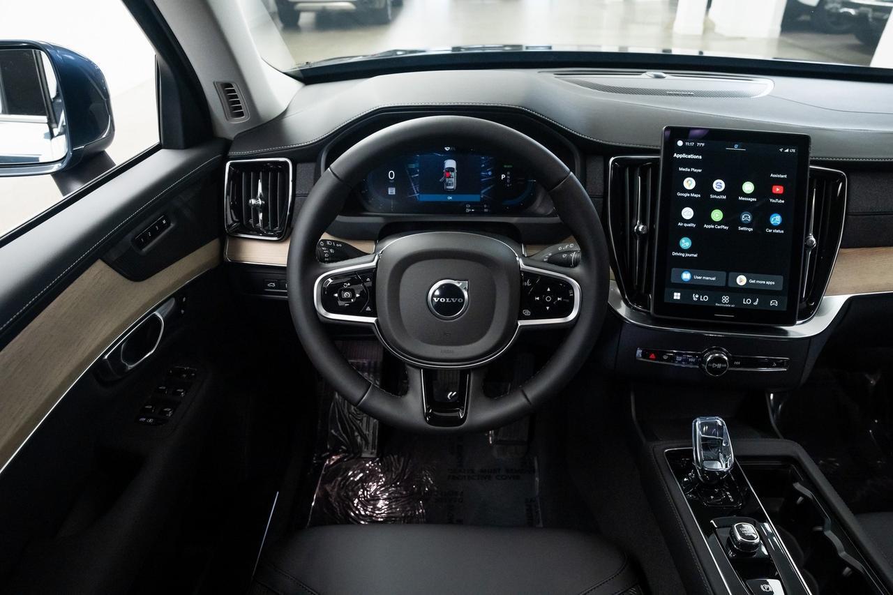 2025 Volvo XC90 Plug-In Hybrid T8 Plus Heated Seats Harman/Kardon Audio Portland OR