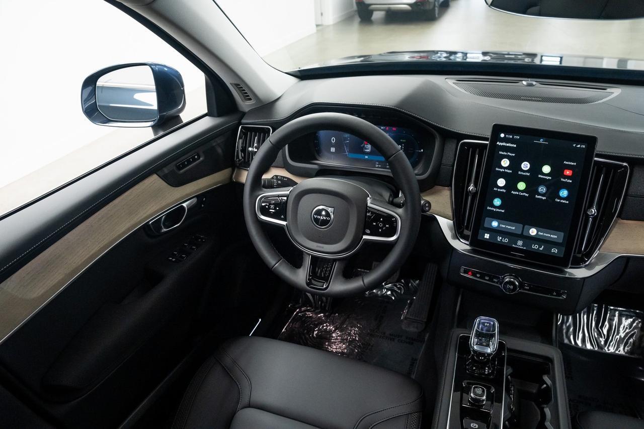 2025 Volvo XC90 Plug-In Hybrid T8 Plus Heated Seats Harman/Kardon Audio Portland OR