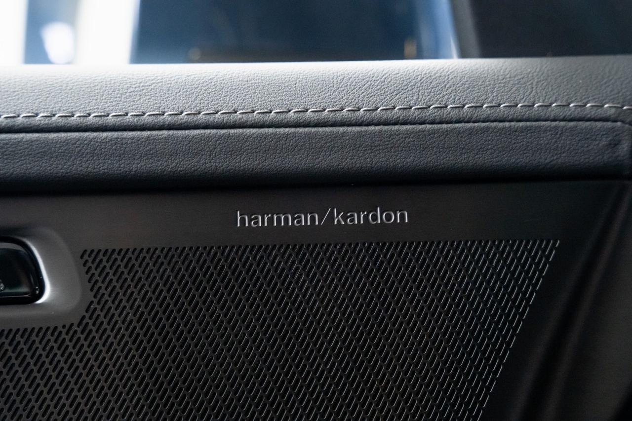 2025 Volvo XC90 Plug-In Hybrid T8 Plus Heated Seats Harman/Kardon Audio Portland OR