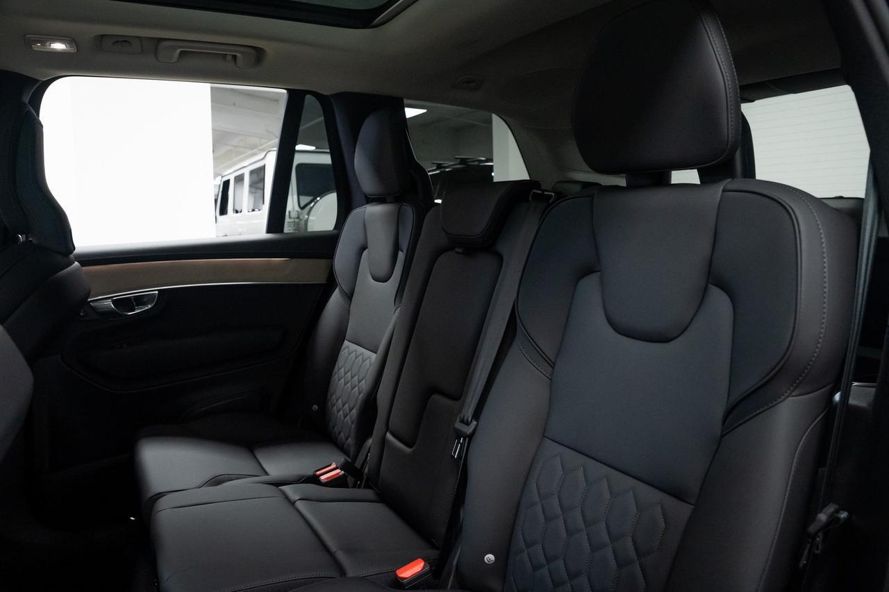2025 Volvo XC90 Plug-In Hybrid T8 Plus Heated Seats Harman/Kardon Audio Portland OR