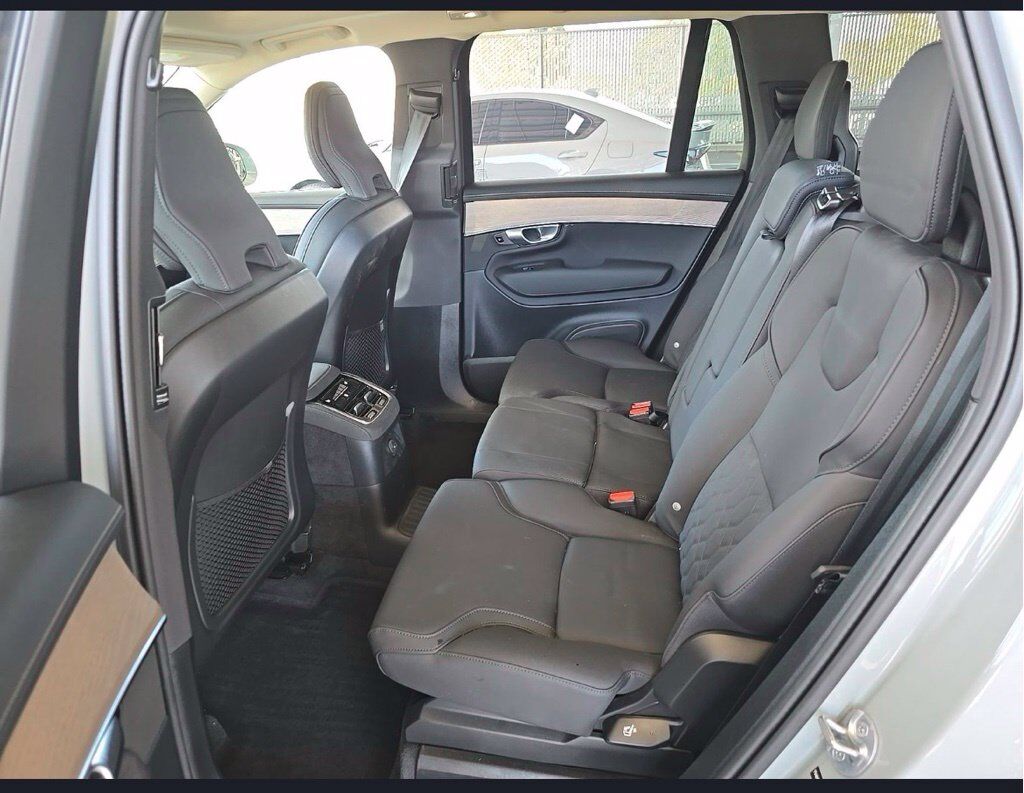 2025 Volvo XC90 Plug-In Hybrid T8 Plus Portland OR