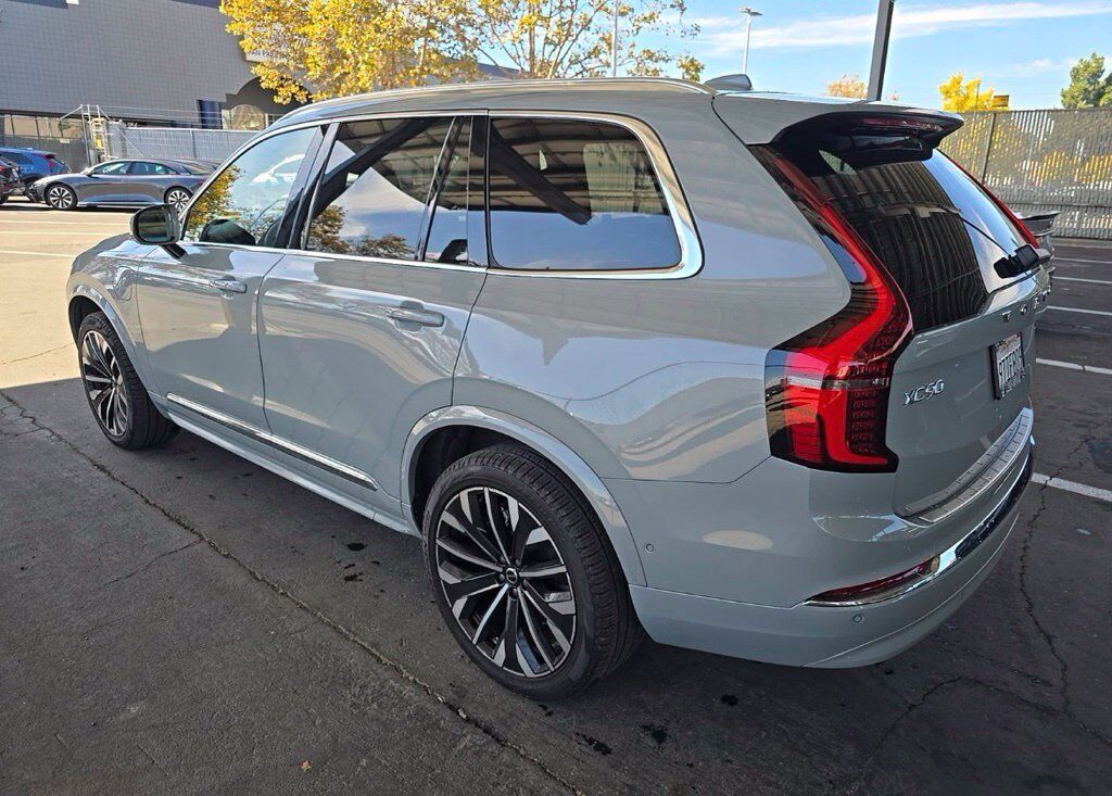 2025 Volvo XC90 Plug-In Hybrid T8 Plus Portland OR