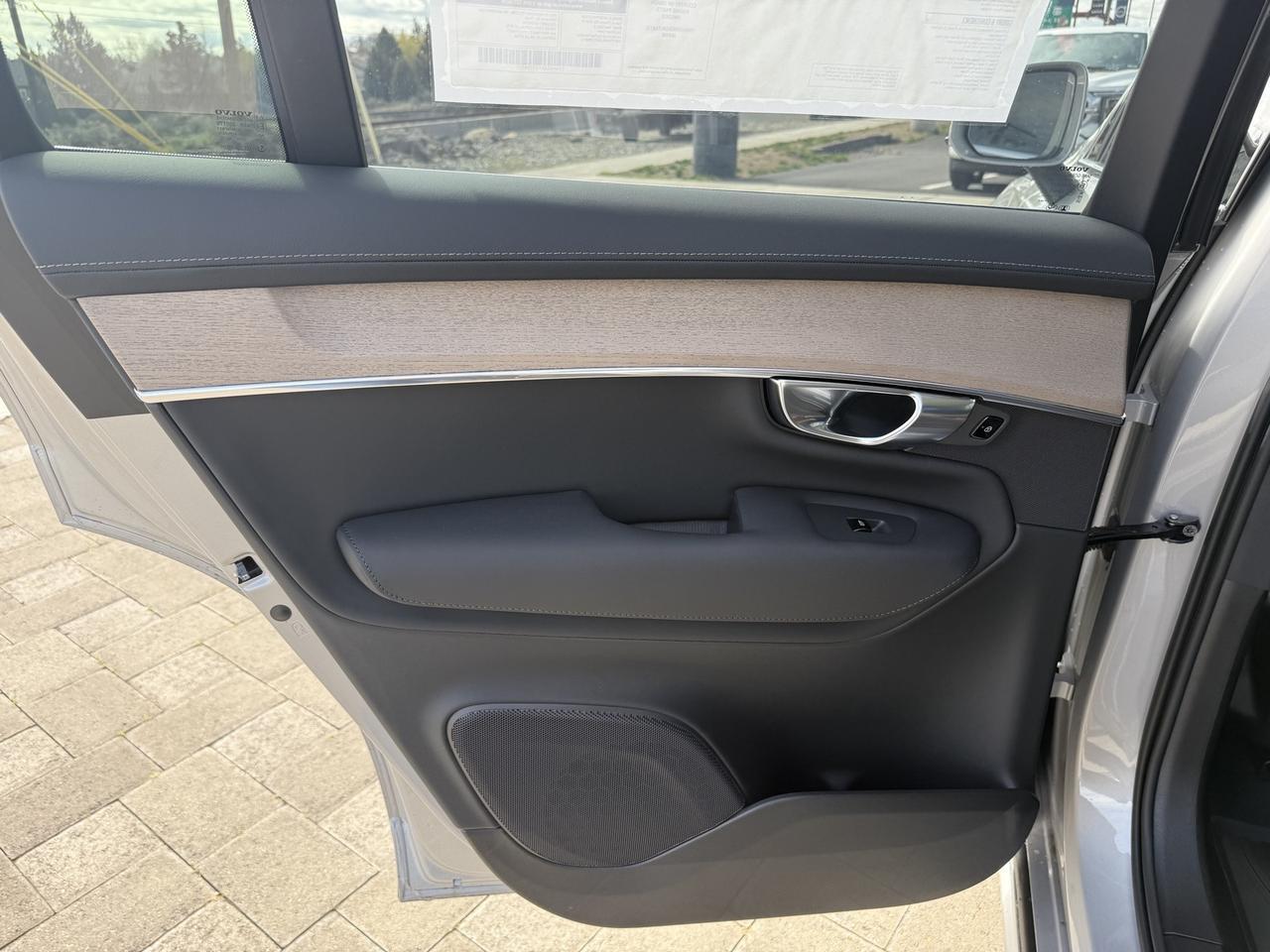 2025 Volvo XC90 Plug-In Hybrid T8 Plus Bend OR
