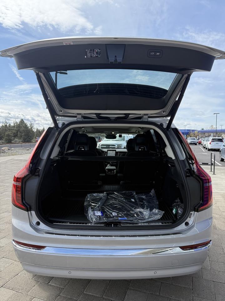 2025 Volvo XC90 Plug-In Hybrid T8 Plus Bend OR