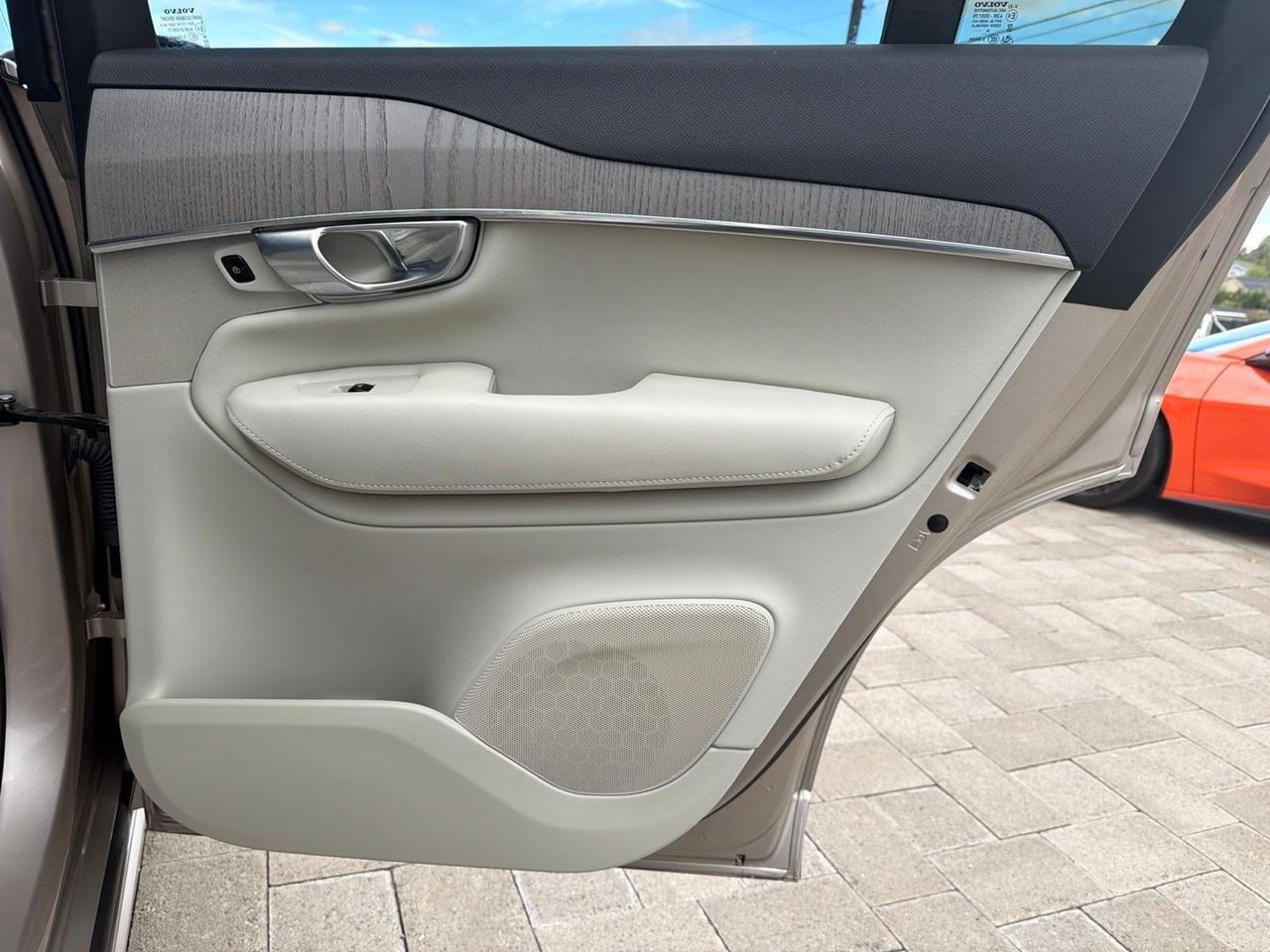 2025 Volvo XC90 Plug-In Hybrid T8 Plus Bend OR