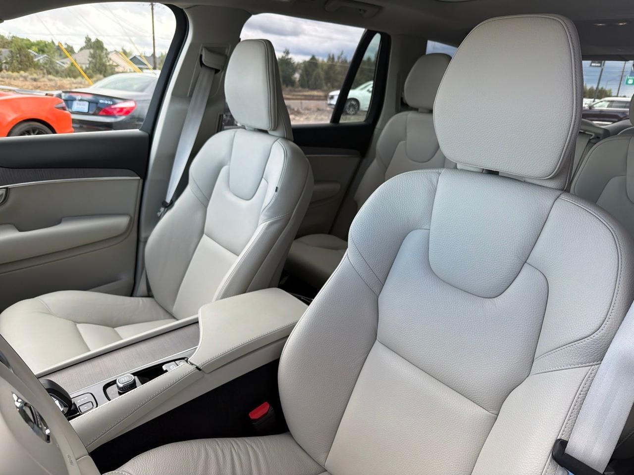 2025 Volvo XC90 Plug-In Hybrid T8 Plus Bend OR