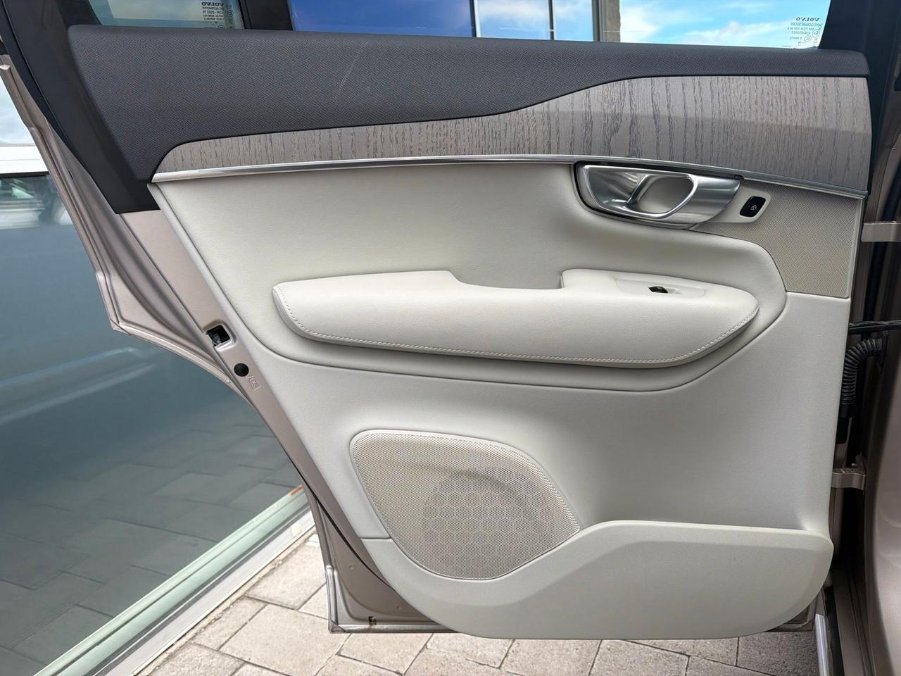 2025 Volvo XC90 Plug-In Hybrid T8 Plus Bend OR
