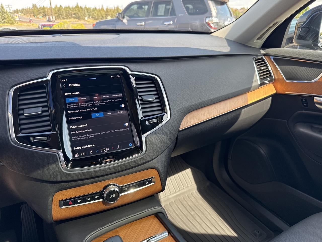 2025 Volvo XC90 Plug-In Hybrid T8 Plus Bend OR