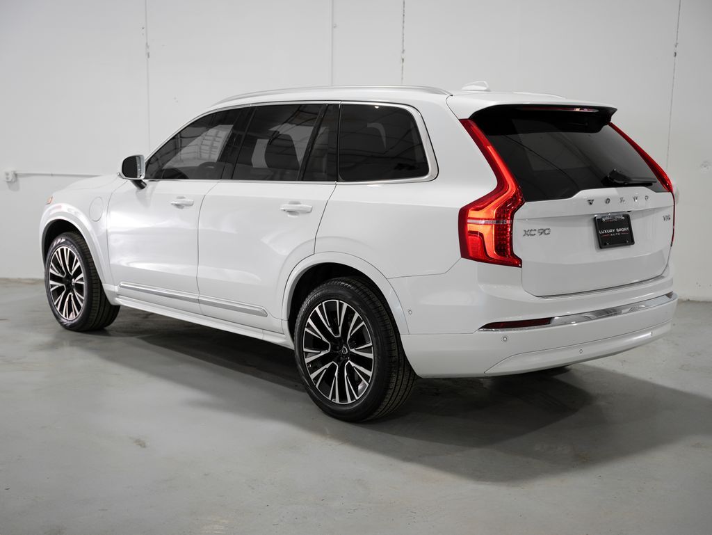 2025 Volvo XC90 Plug-In Hybrid T8 Plus
