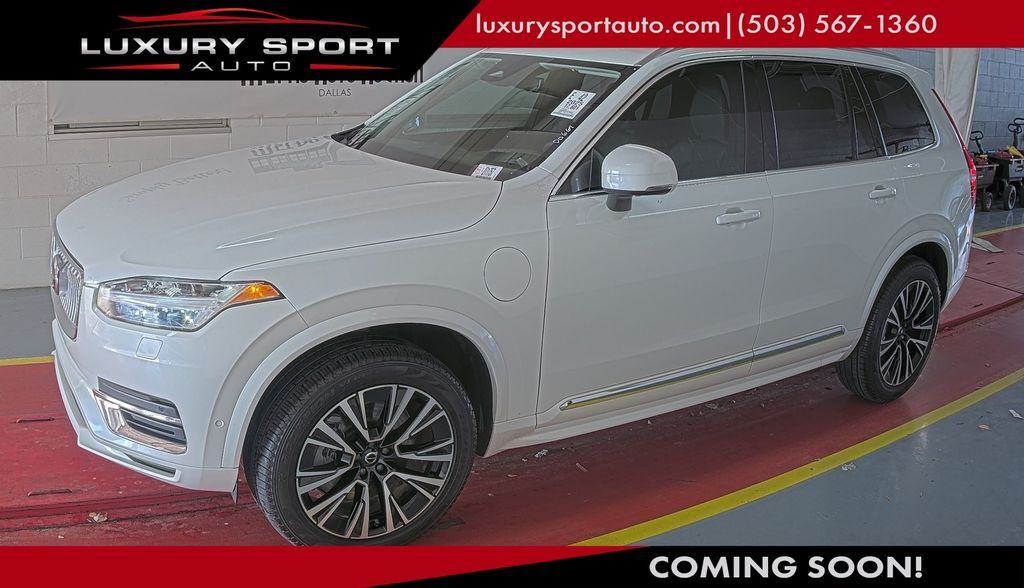 2025 Volvo XC90 Plug-In Hybrid T8 Plus