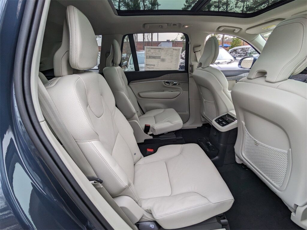 2025 Volvo XC90 Plug-In Hybrid T8 Plus Hunt Valley MD