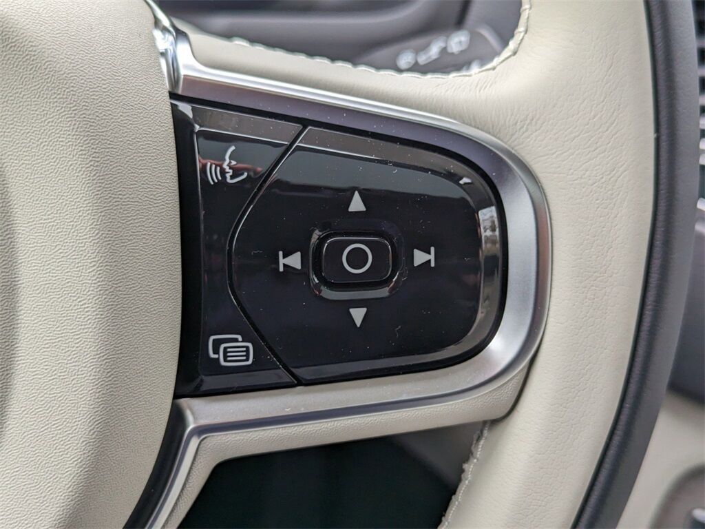 2025 Volvo XC90 Plug-In Hybrid T8 Plus Hunt Valley MD