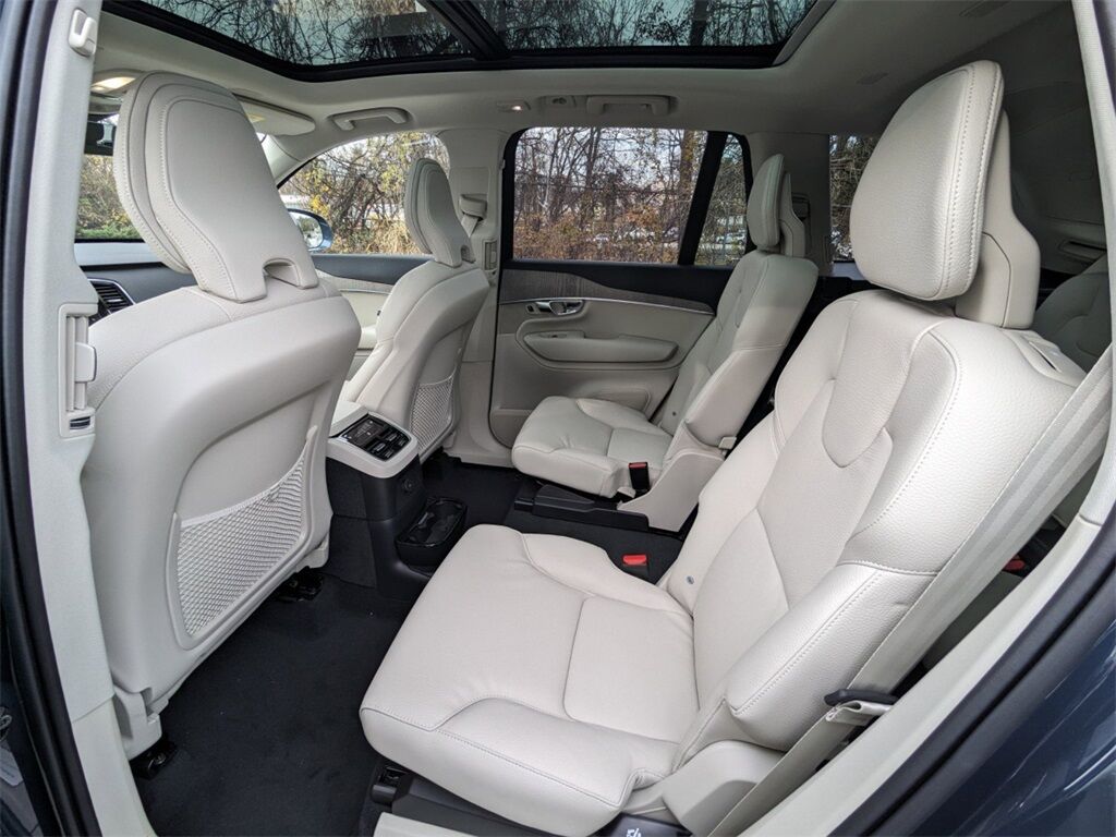 2025 Volvo XC90 Plug-In Hybrid T8 Plus Hunt Valley MD
